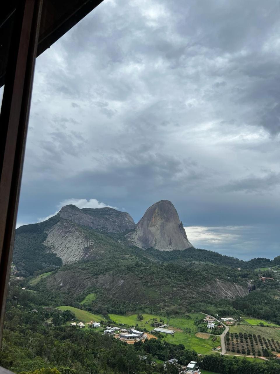Vista Azul Apart Hotel - Pedra Azul Pinheiros Экстерьер фото